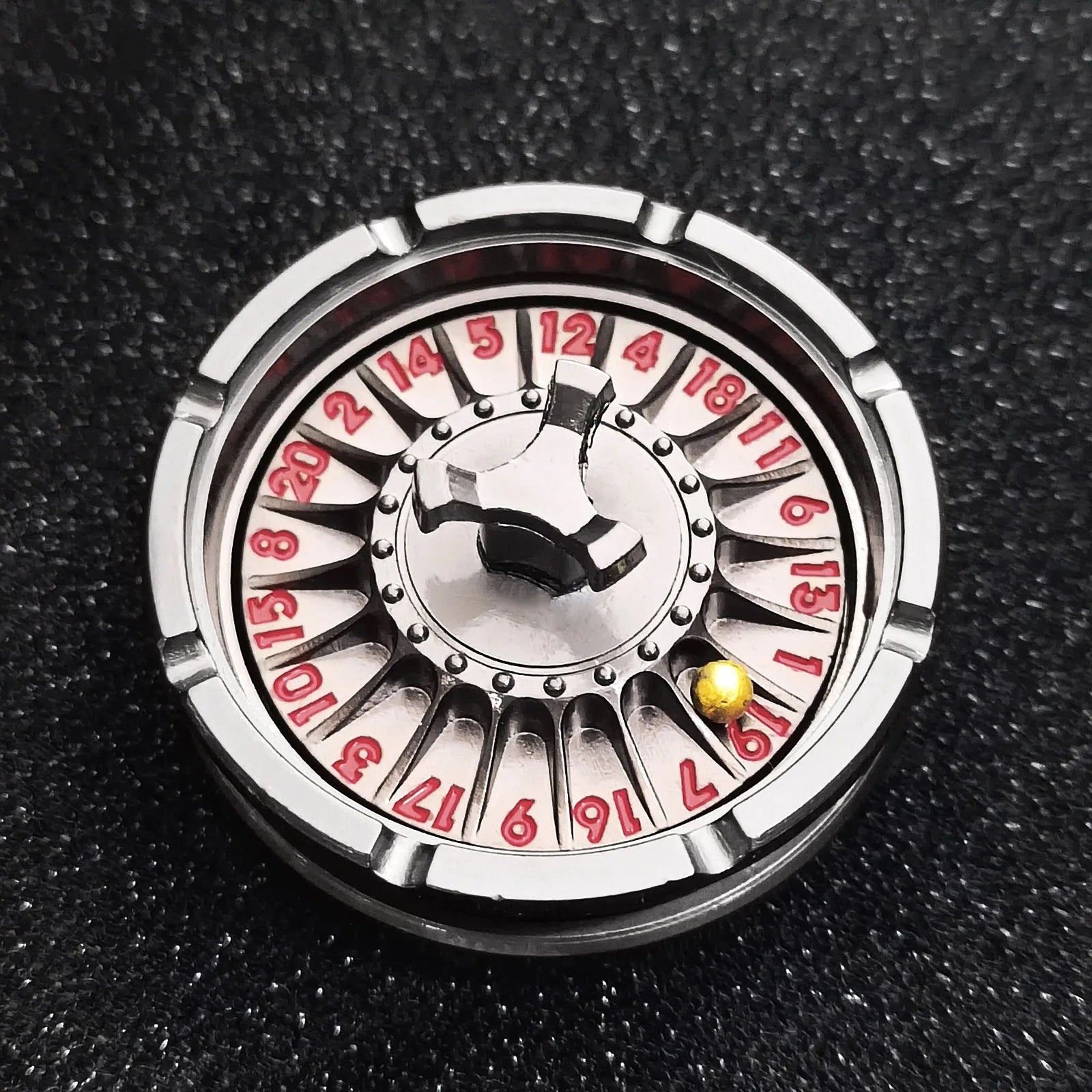 Dragons Metal And Dice Dungeons Fingertip Gyro Roulette Spinner Dice - Rotating Table Game Accessory for Gift