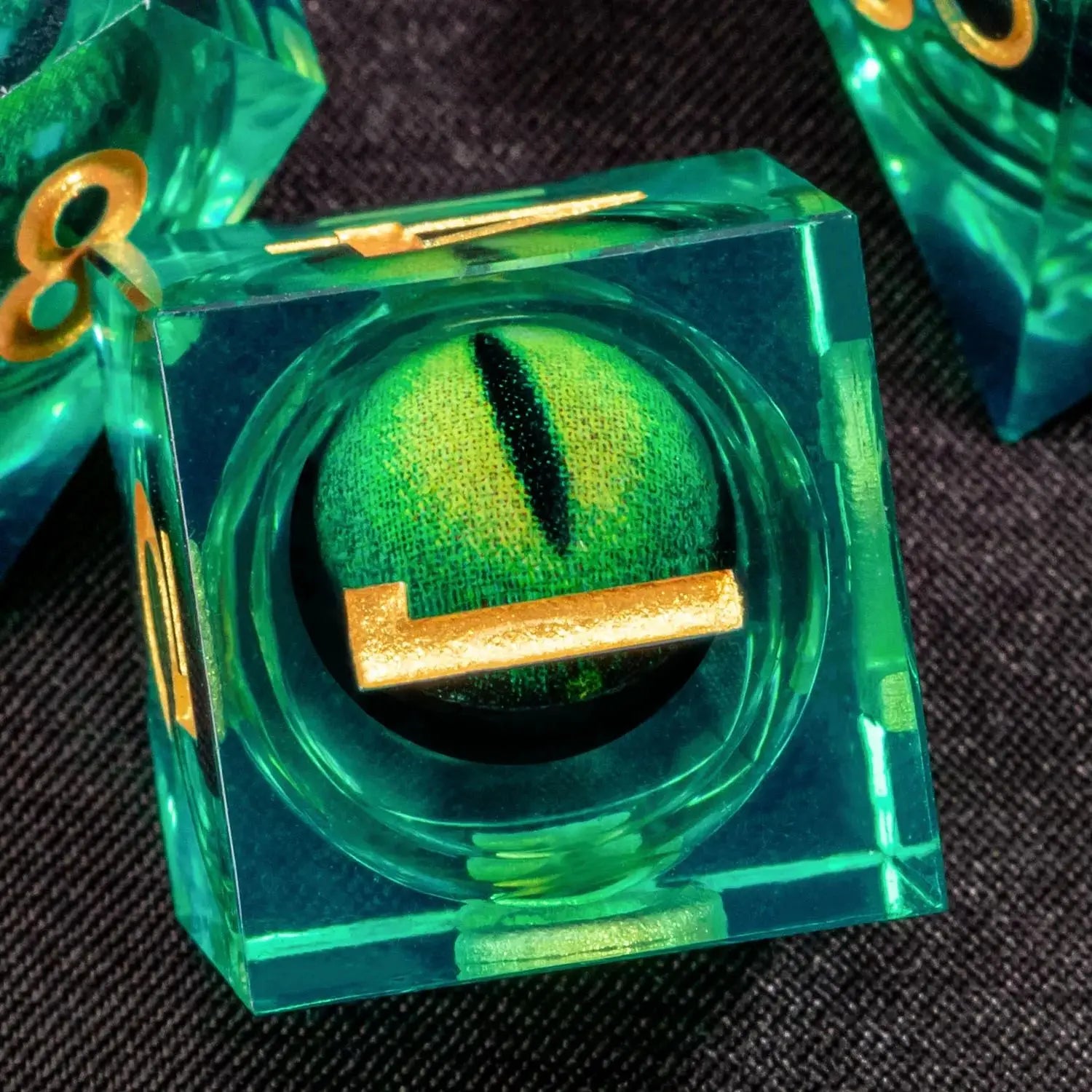 DND Liquid Core D & D Dice Set, Sharp Edge Resin Dungeon and Dragon Dice, Role Playing, RPG D and D D20, D12, D10, D8, D6, D4